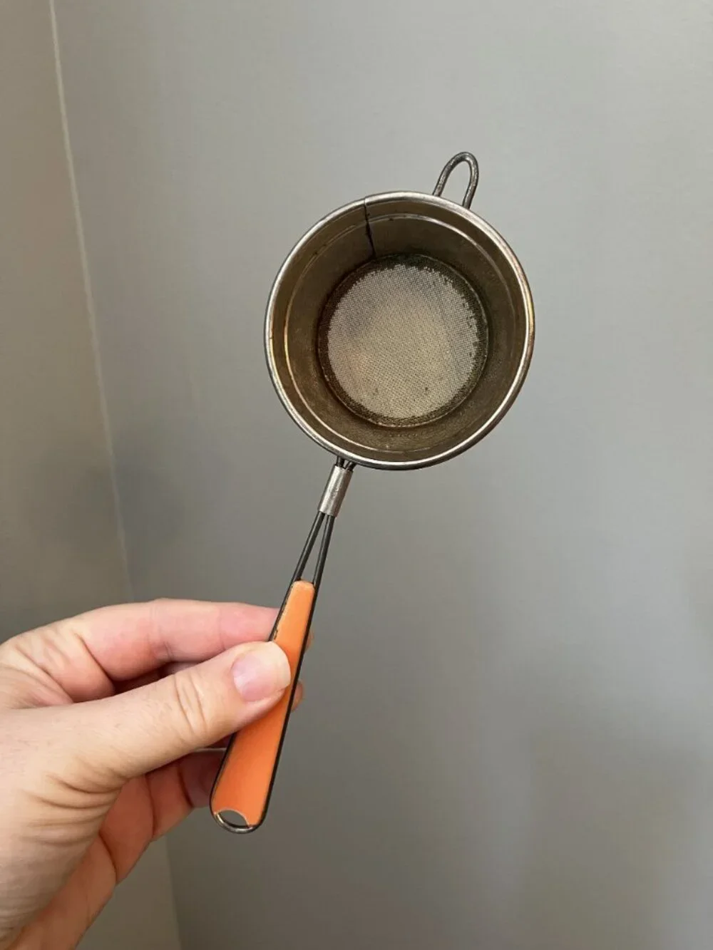 Progressus Italy Metal Tea Strainer With Orange Bakelite Handle Vintage Sieve Fo
